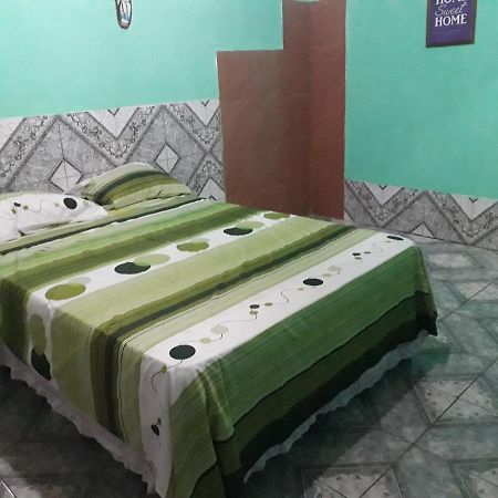 Auberge de jeunesse Alojamiento Picaflor Iguazu à Puerto Iguazú Extérieur photo