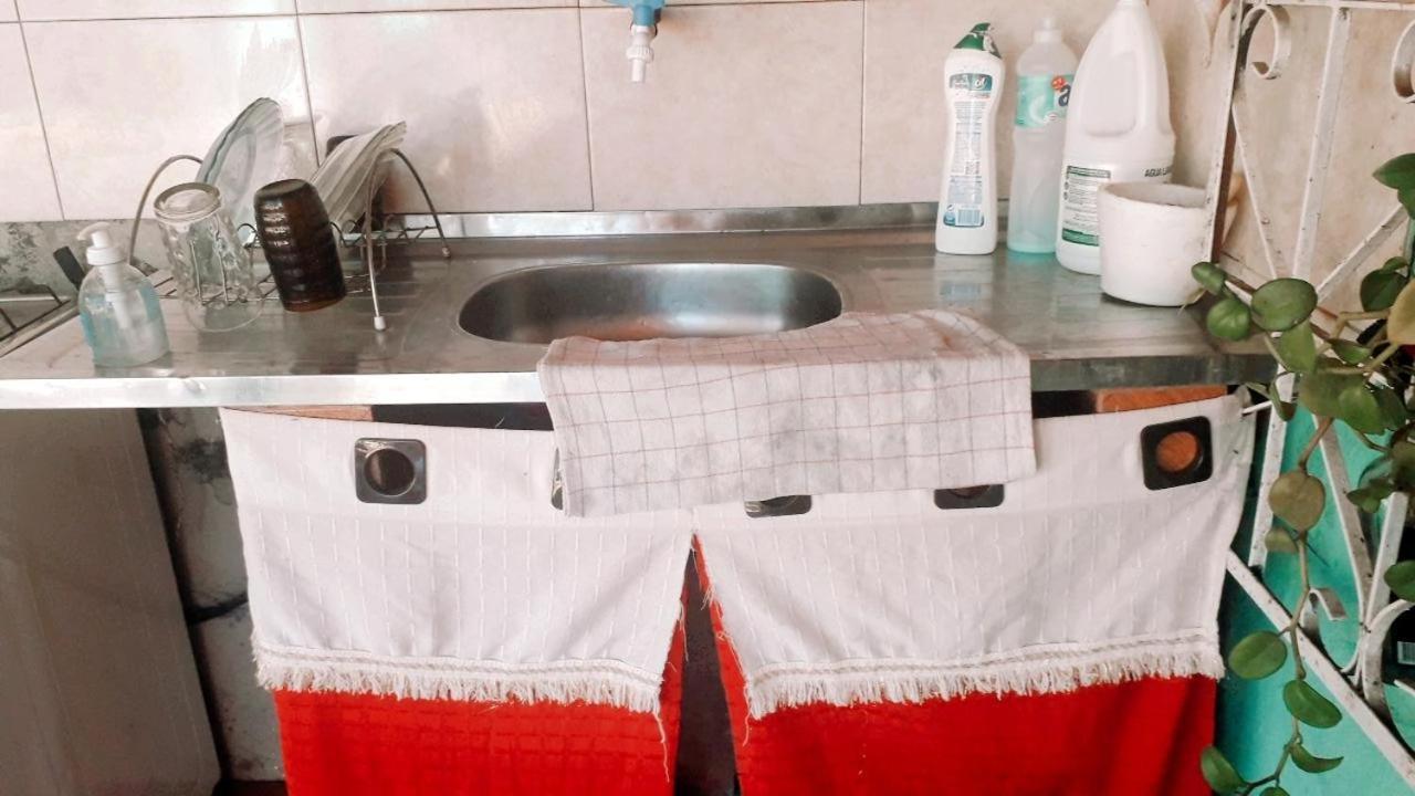 Auberge de jeunesse Alojamiento Picaflor Iguazu à Puerto Iguazú Extérieur photo