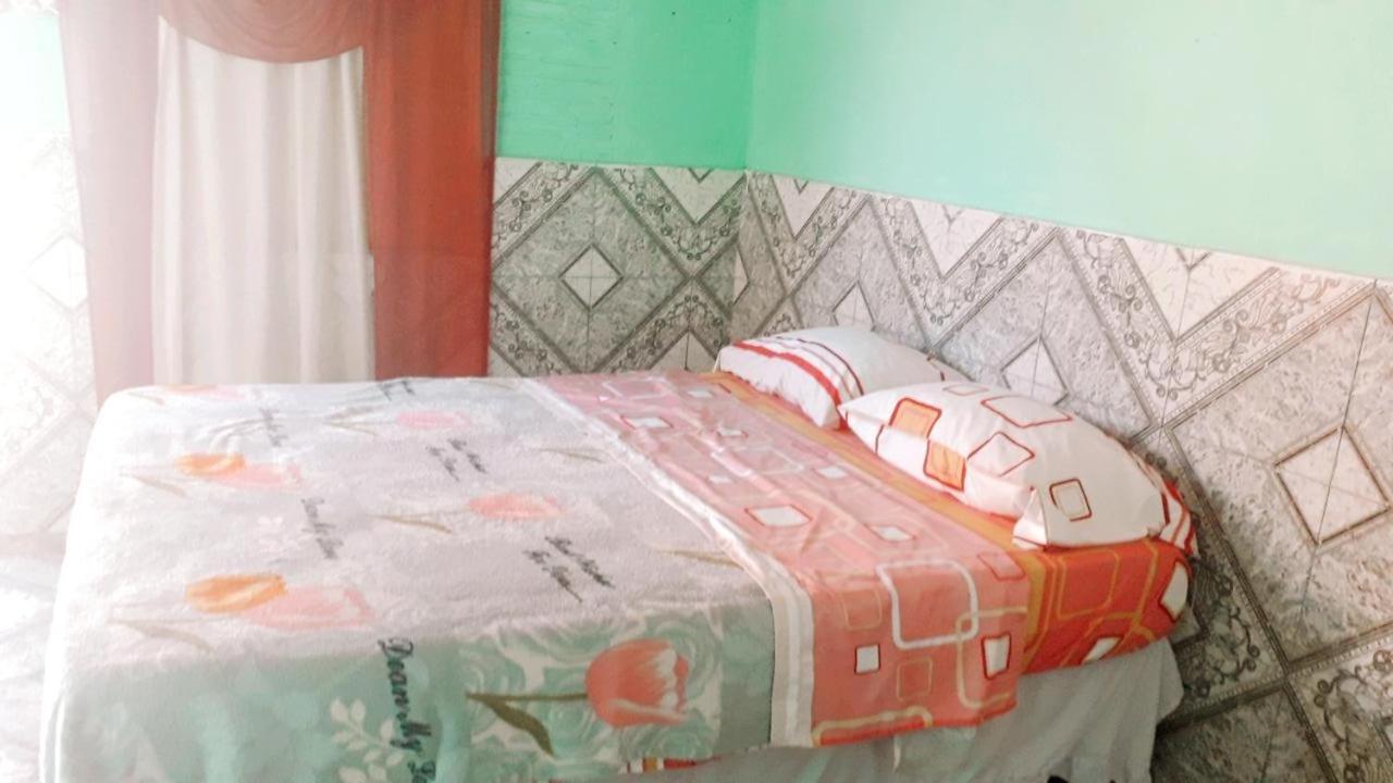 Auberge de jeunesse Alojamiento Picaflor Iguazu à Puerto Iguazú Extérieur photo