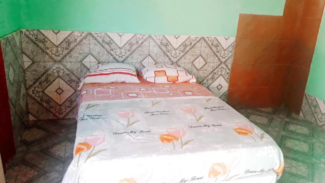 Auberge de jeunesse Alojamiento Picaflor Iguazu à Puerto Iguazú Extérieur photo